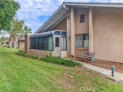 8566 Sierra 911-D , Huntington Beach, CA