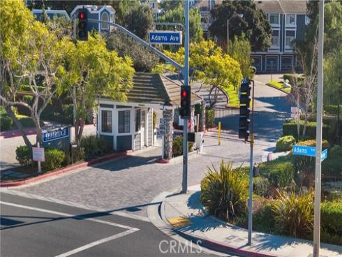 20212 Sealargo 203 Lane, Huntington Beach, CA