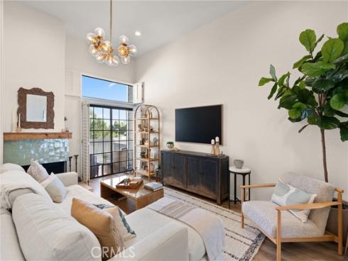 20212 Sealargo 203 Lane, Huntington Beach, CA