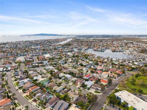 4232 Pierson Drive, Huntington Beach, CA