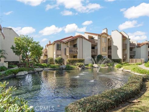 4852 Cabana 102 Drive, Huntington Beach, CA