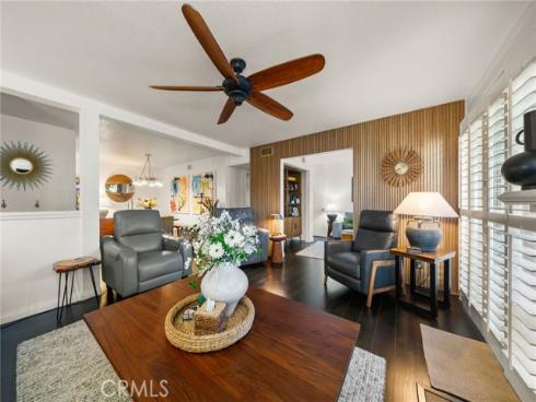 4852 Cabana 102 Drive, Huntington Beach, CA