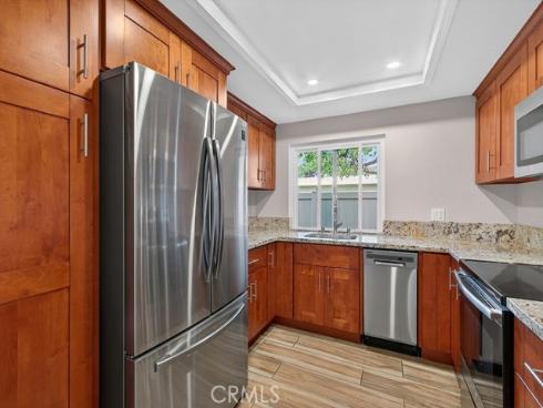 8777  Coral Springs  8C  Court, Huntington Beach, CA