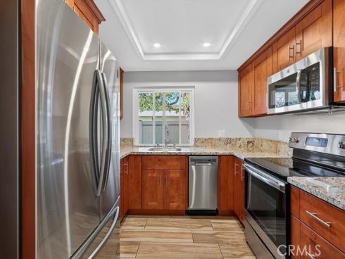 8777  Coral Springs  8C  Court, Huntington Beach, CA