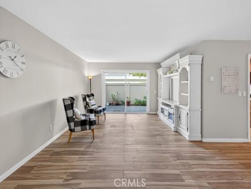 8777  Coral Springs  8C  Court, Huntington Beach, CA