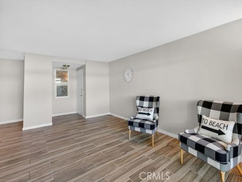 8777  Coral Springs  8C  Court, Huntington Beach, CA