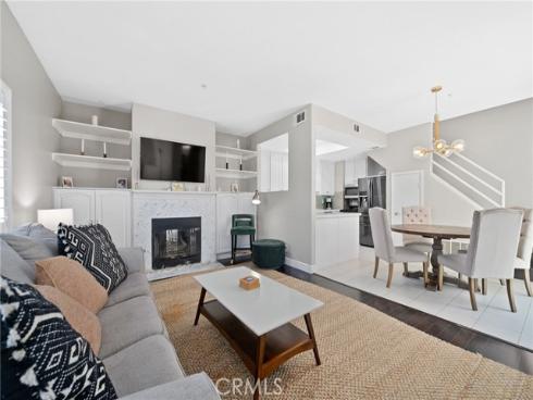 18723 Chapel Lane , Huntington Beach, CA