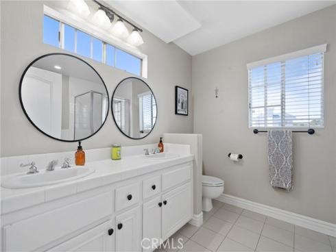 18723 Chapel Lane , Huntington Beach, CA