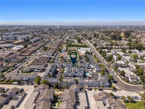 18723 Chapel Lane , Huntington Beach, CA