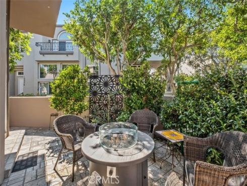 19373 Peachtree , Huntington Beach, CA