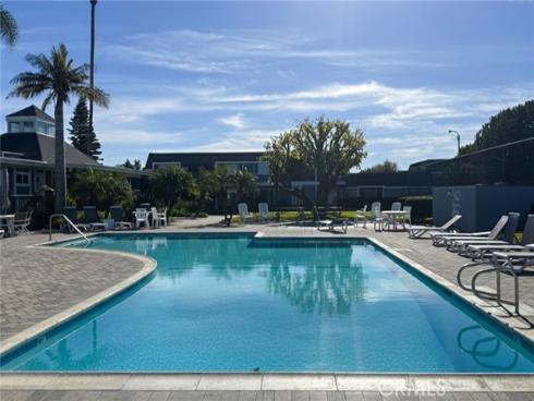 8409 Dory , Huntington Beach, CA