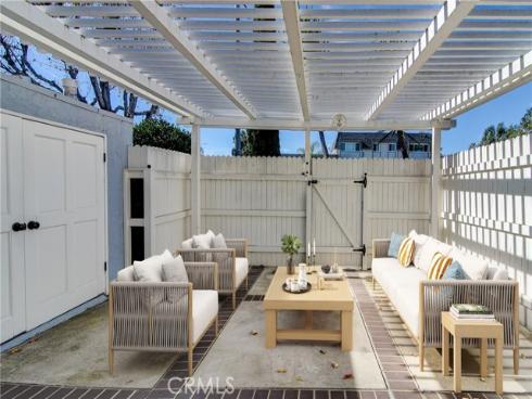 8409 Dory , Huntington Beach, CA