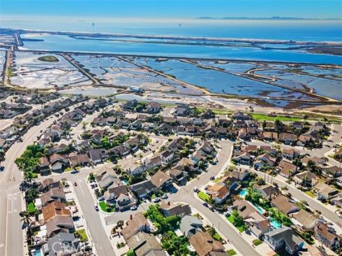 17552 Putney , Huntington Beach, CA