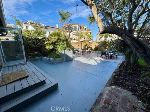 16692 Bayview Drive, Huntington Beach, CA