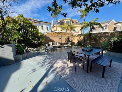 16692 Bayview Drive, Huntington Beach, CA