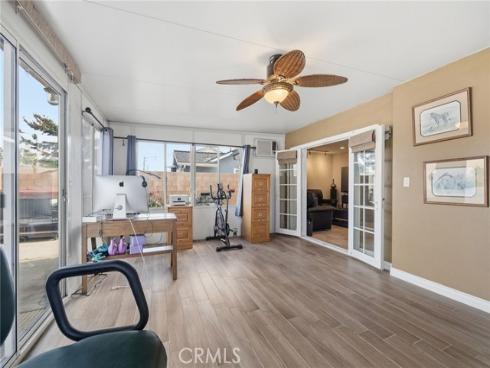 6021 Ivory Circle, Huntington Beach, CA