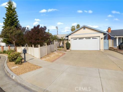 6021 Ivory Circle, Huntington Beach, CA