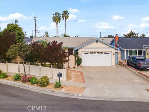 6021 Ivory Circle, Huntington Beach, CA