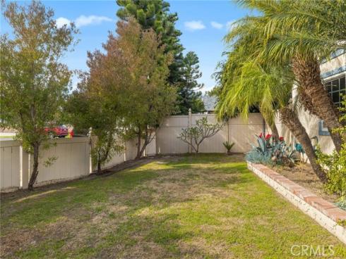 6021 Ivory Circle, Huntington Beach, CA