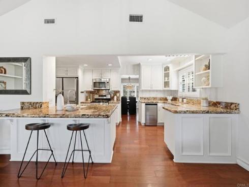 17821 Quintana Lane, Huntington Beach, CA