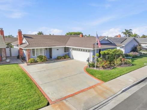 17821 Quintana Lane, Huntington Beach, CA