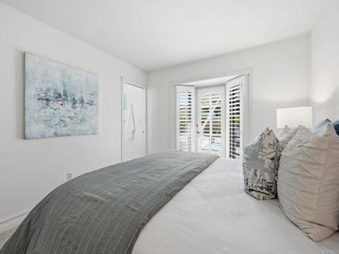 17821 Quintana Lane, Huntington Beach, CA