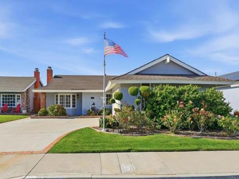 17821 Quintana Lane, Huntington Beach, CA
