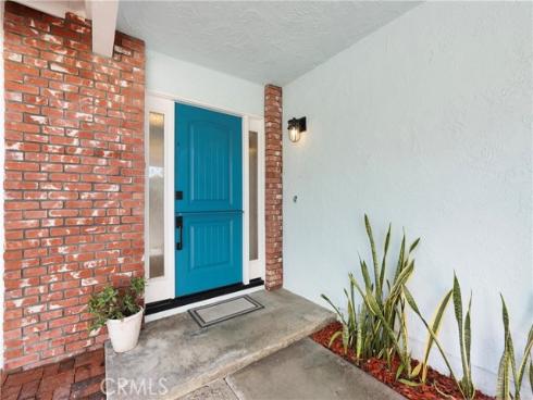 5642 Brighton Drive, Huntington Beach, CA