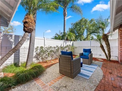 5642 Brighton Drive, Huntington Beach, CA