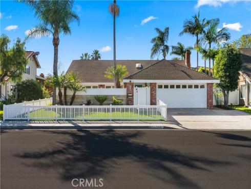 5642 Brighton Drive, Huntington Beach, CA