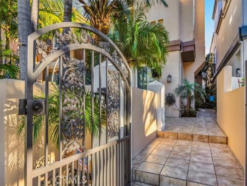 622 22nd , Huntington Beach, CA