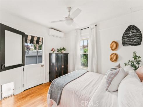 816 11th , Huntington Beach, CA