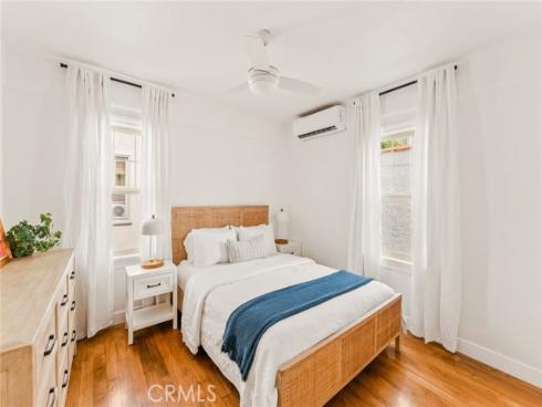 816 11th , Huntington Beach, CA