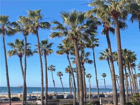 816 11th , Huntington Beach, CA