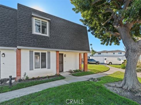 20253 Lantana Drive, Huntington Beach, CA