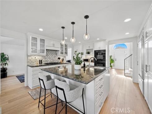 9801 Mammoth Drive, Huntington Beach, CA