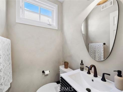 9801 Mammoth Drive, Huntington Beach, CA