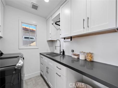 9801 Mammoth Drive, Huntington Beach, CA