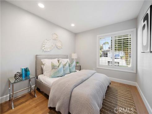 17541 Beckwall , Huntington Beach, CA