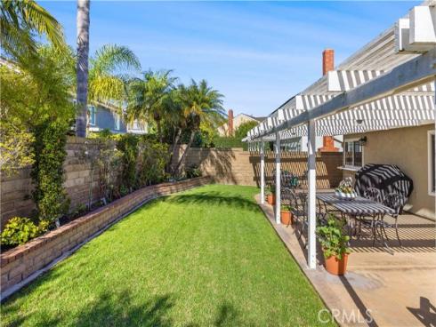 17541 Beckwall , Huntington Beach, CA