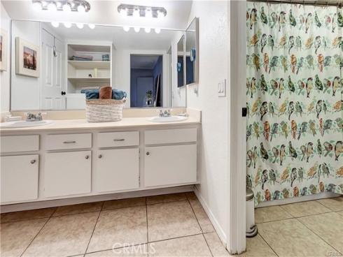 16655 Algonquin , Huntington Beach, CA