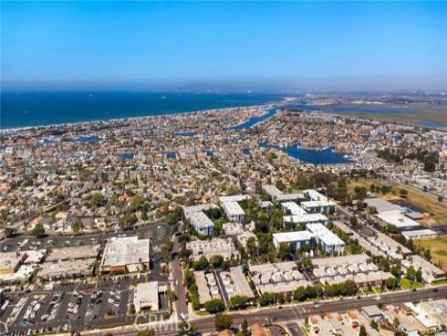 16655 Algonquin , Huntington Beach, CA