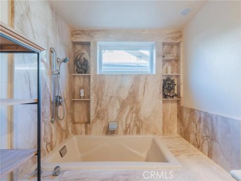 17762 Prescott Lane , Huntington Beach, CA