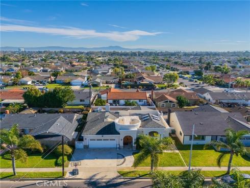 17762 Prescott Lane , Huntington Beach, CA