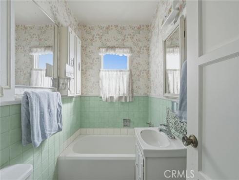 110  Alabama   Street, Huntington Beach, CA