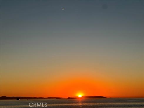 110  Alabama   Street, Huntington Beach, CA