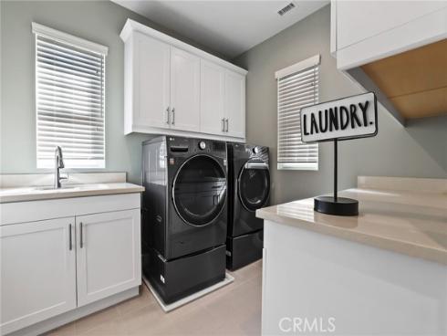 19752 Wardlow , Huntington Beach, CA