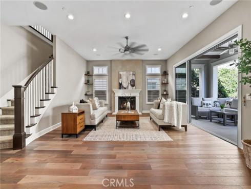 19752 Wardlow , Huntington Beach, CA