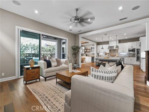 19752 Wardlow , Huntington Beach, CA