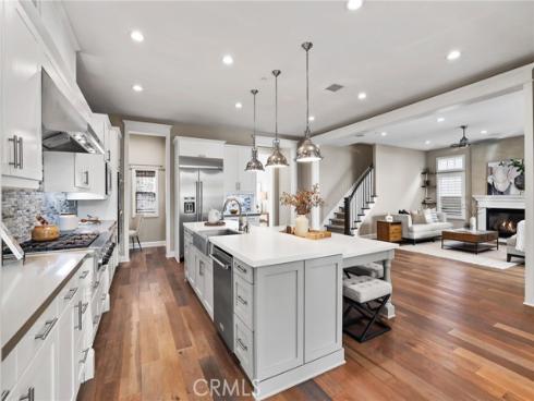 19752 Wardlow , Huntington Beach, CA